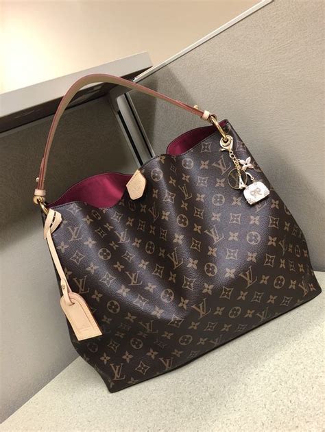 louis vuitton handbags most popular